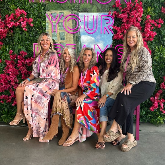 Meet your Posher, Aimee - Picture 10 of 10